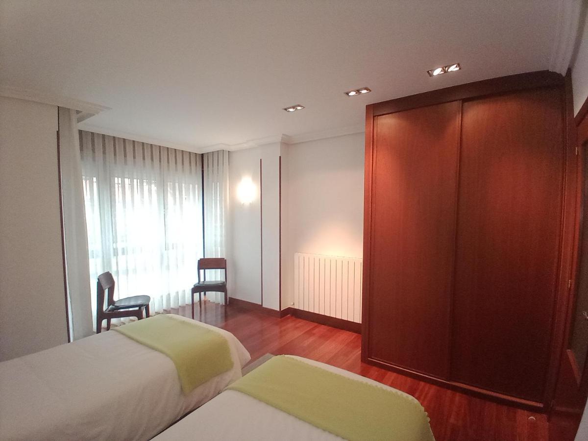 Apartamento Ana Con Garaje Eibar Exterior photo